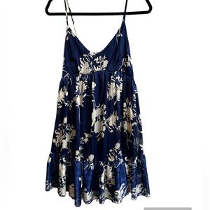 Bucket List Boutique Blue Floral Dress Size Large NWT